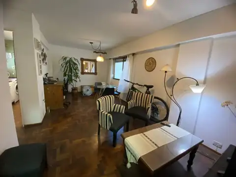 VENTA DEPARTAMENTO 1 DORMITORIO CENTRO PISO ALTO