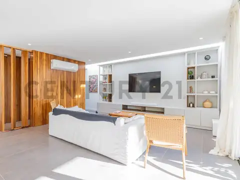 Casa 5 ambientes con 1 baño