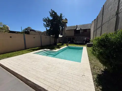 CASA MONTEGRANDE APTO CREDITO JARDIN PILETA GARAGE