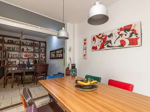 Depto Tipo Casa 4 ambientes con 3 baños