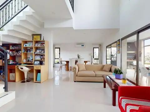 Casa en Venta en Arturo Segui, USD 299.000