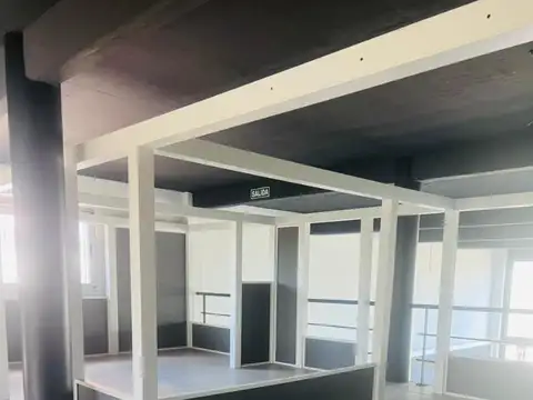 Colectora 12 De Octubre 850