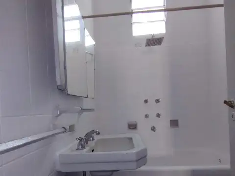 Casa en Alquiler 60 años