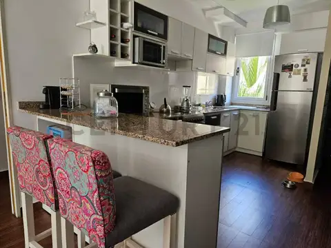 Francisco Bilbao 3000, Piso 2