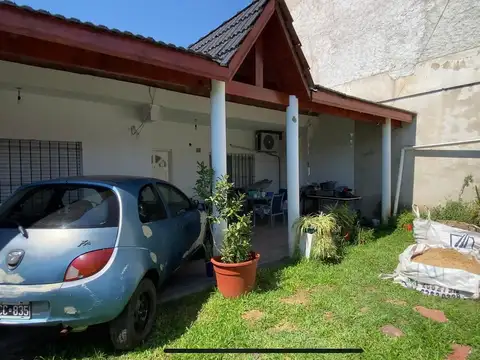 Albert Einstein 3880