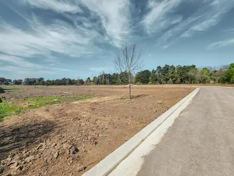 Terreno en Venta 35  mts Fondo