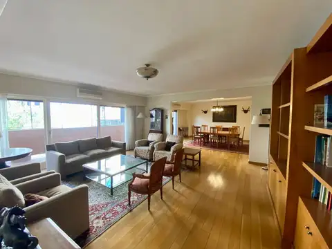 Departamento en Venta de 5 ambientes
