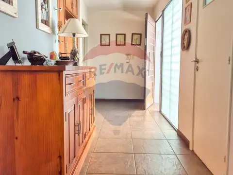 Casa 7 ambientes con 3 baños