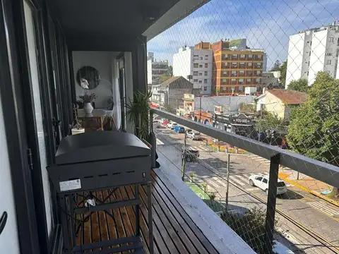 DPTO. 3 AMB. c/ COCHERA CUBIERTA en La Lucila 