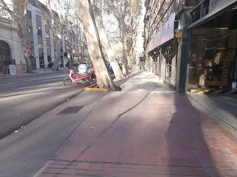 COCHERA EN VENTA, MENDOZA CAPITAL