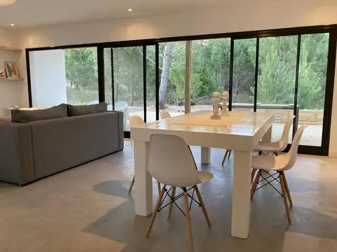 Casa en Venta en Costa Esmeralda, USD 275.000
