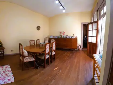 Depto Tipo Casa en Venta en Paternal, USD 142.000