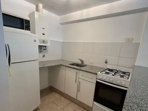 Departamento en Alquiler en Centro, $ 600.000