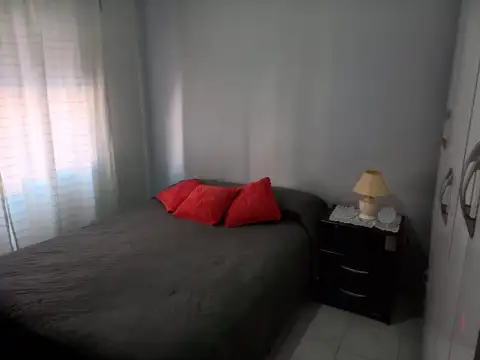 Depto Tipo Casa 4 ambientes con 1 baño