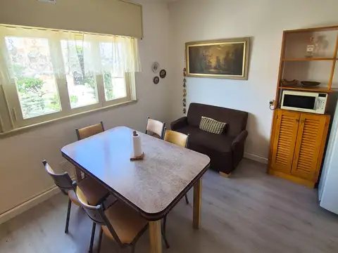 DEPARTAMENTO 2 AMBIENTES A UNA CUADRA DE LA PLAYA