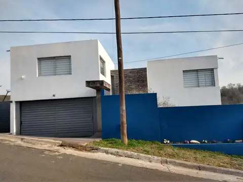 CASA EN VENTA CARLOS PAZ APTA CREDITO