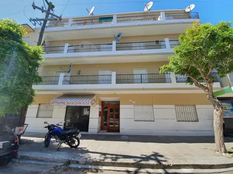 Depto 2 Amb. - Céntrico - Todos los Servicios Conectados 