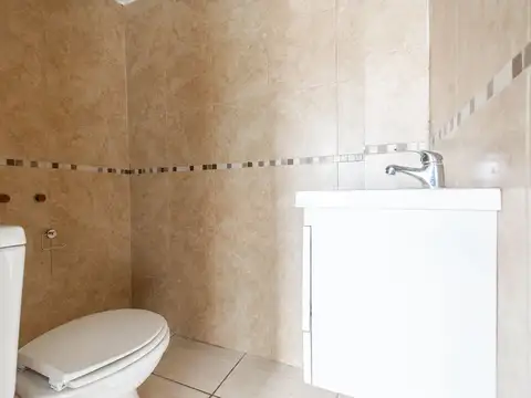 Oficina en Alquiler en Moron, $ 400.000