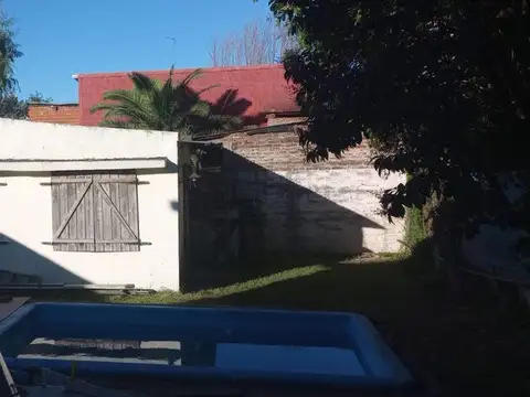 CASA EN VENTA BENAVIDEZ. Multifamiliar