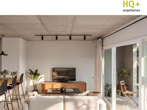 TRES DE FEBRERO  al 300