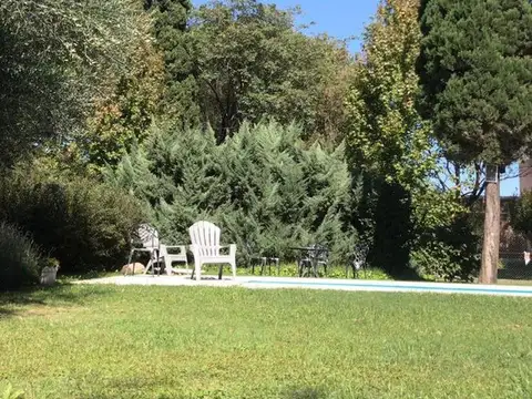 Casa 6 ambientes con 3 baños