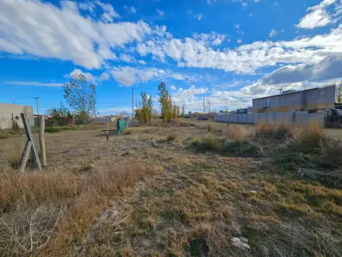 Calle Río Negro  al 400 Fernandez Oro