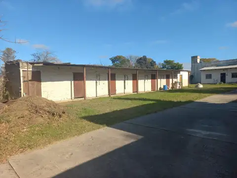 Caballeriza y galpón en venta, General Las Heras