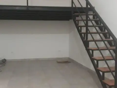 Local en Venta 70 años