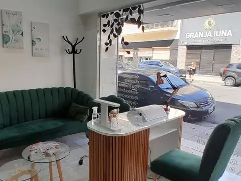 Local en Venta 70 años