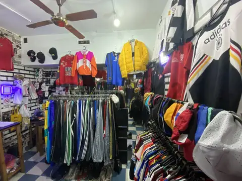 Local en Venta en Barrio Norte, USD 65.000