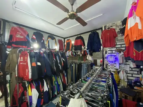 VENTA LOCAL COMERCIAL EN GALERIA CON SUBSUELO