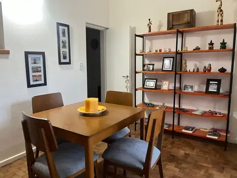 Casa en Alquiler con 1 cochera