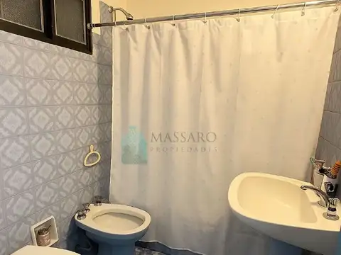 Depto Tipo Casa en Venta en Liniers, USD 90.000