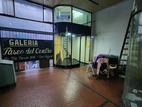 Local en Venta 40 años