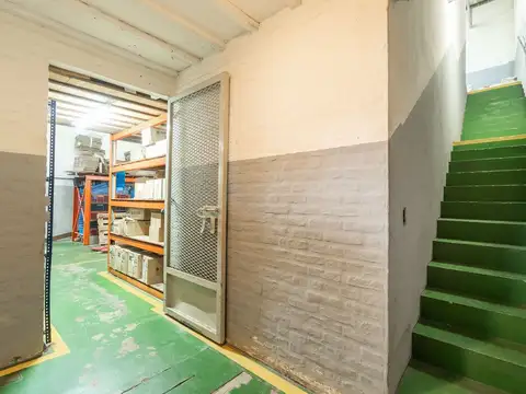 VENTA GALPON 2 PLANTAS C/ MONTACARGA QUILMES OESTE