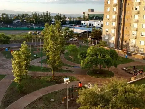 Avenida Duarte Quirós 4900