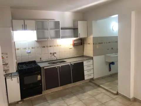 Departamento 5 ambientes con 1 baño