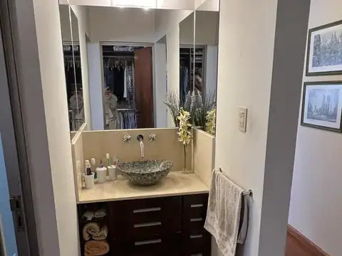 Casa 7 ambientes con 3 baños