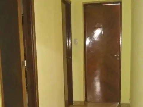 VENTA DE CASA 4 AMBIENTES EN SAN MARTIN