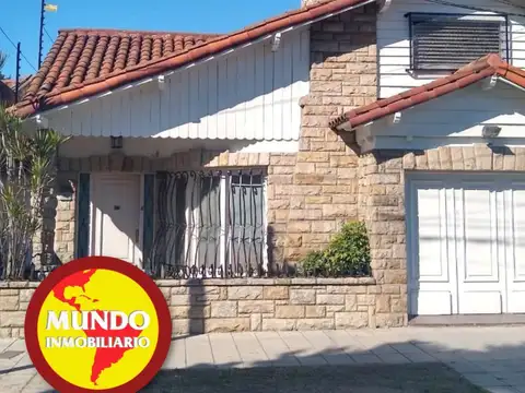 VENTA DE CASA 4 AMBIENTES EN SAN MARTIN