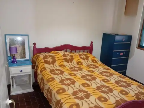 VENTA CASA 4 AMB + DPTO 2 AMB EL MARTILLO