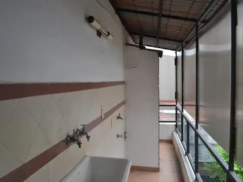 Depto Tipo Casa en Venta al Este