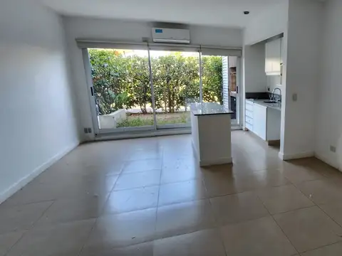 Alquiler Monoambiente PB con Jardín y Parrilla en Barrio Sendero. Nordelta