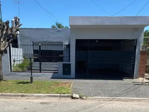 Hermosa casa - Apta crédito - José C. Paz