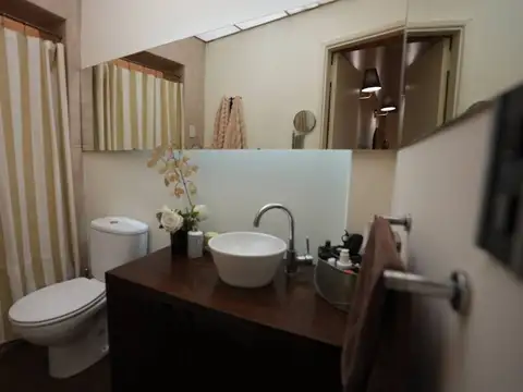 PH independiente con terraza, quincho y pileta