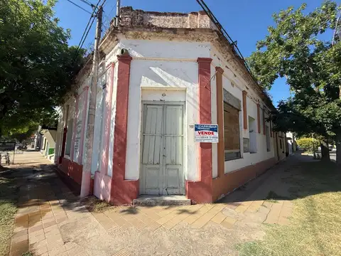 Esquina estratégica en Suipacha – Excelente ubicación comercial y alto potencial