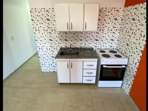 Juan Del Campillo 2800, Villa Luzuriaga, Provincia de Buenos Aires, Argentina