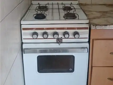 Esmeralda 300, Piso 10