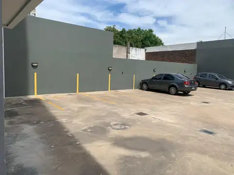 Cochera en Venta en La Plata [Cod: ]