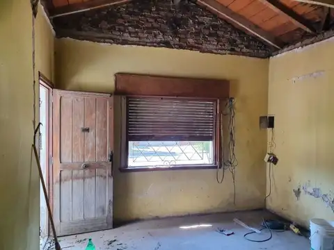 Casa en Venta en Burzaco, USD 50.000